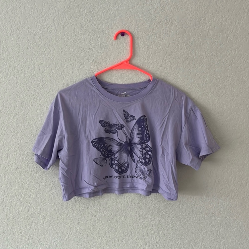 hollister purple butterfly cropped tee (grow, change, evolve)